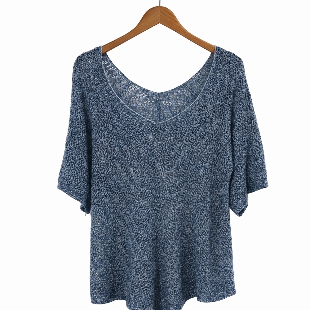 Women's Blue Knit Blouse